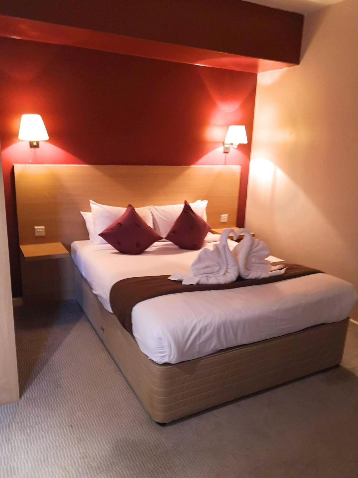 The Luton Hotel المظهر الخارجي الصورة